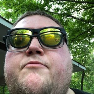 Meet your Posher, Kyle